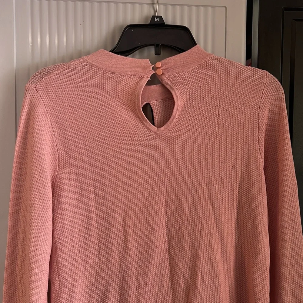 Womens Chic & Stylish Long Sleeve lightweight Blouse. - Picture 3 of 3